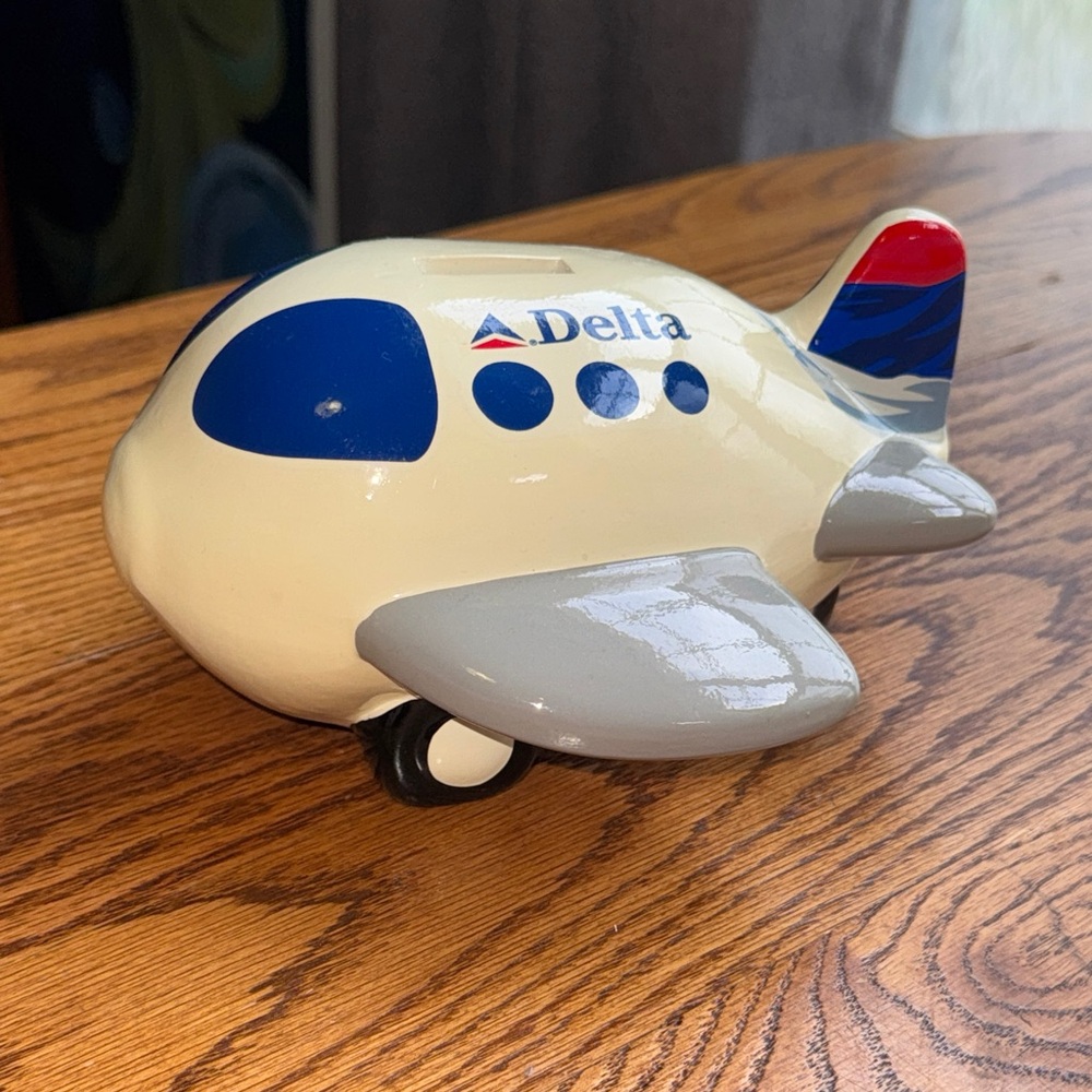 Vintage Delta ceramic Airplane Bank 2005